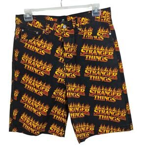 M741) H&M Stranger Things Loose Fit Printed Twill Knee Length Shorts Size 32